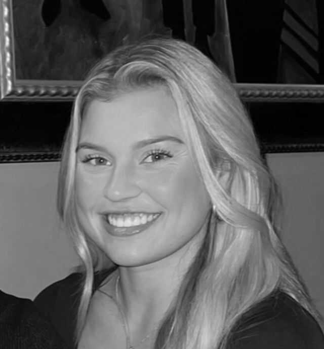 Hannah Curty's headshot